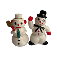 Load image into Gallery viewer, Vintage Norcrest Snowman Salt and Pepper Shakers (Set of 2)
