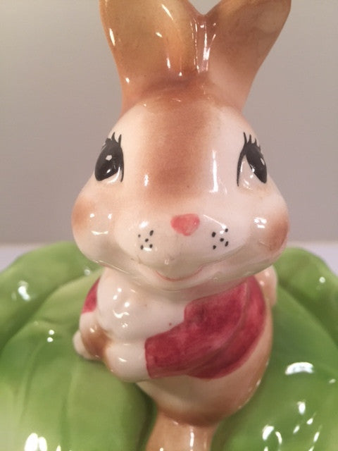 Vintage rabbit on a deals cabbage cookie jar