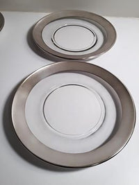 Load image into Gallery viewer, Dorothy Thorpe 8&quot; Salad/Dessert Plates (Set of 4)
