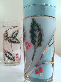 Load image into Gallery viewer, Culver Signed Mid-Century Holly Leaf Glasses (Set of 4 with Original Box)
