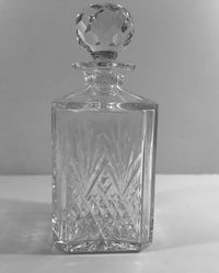 Load image into Gallery viewer, Edinburgh Scotland Shriner&#39;s Elegance Crystal Decanter
